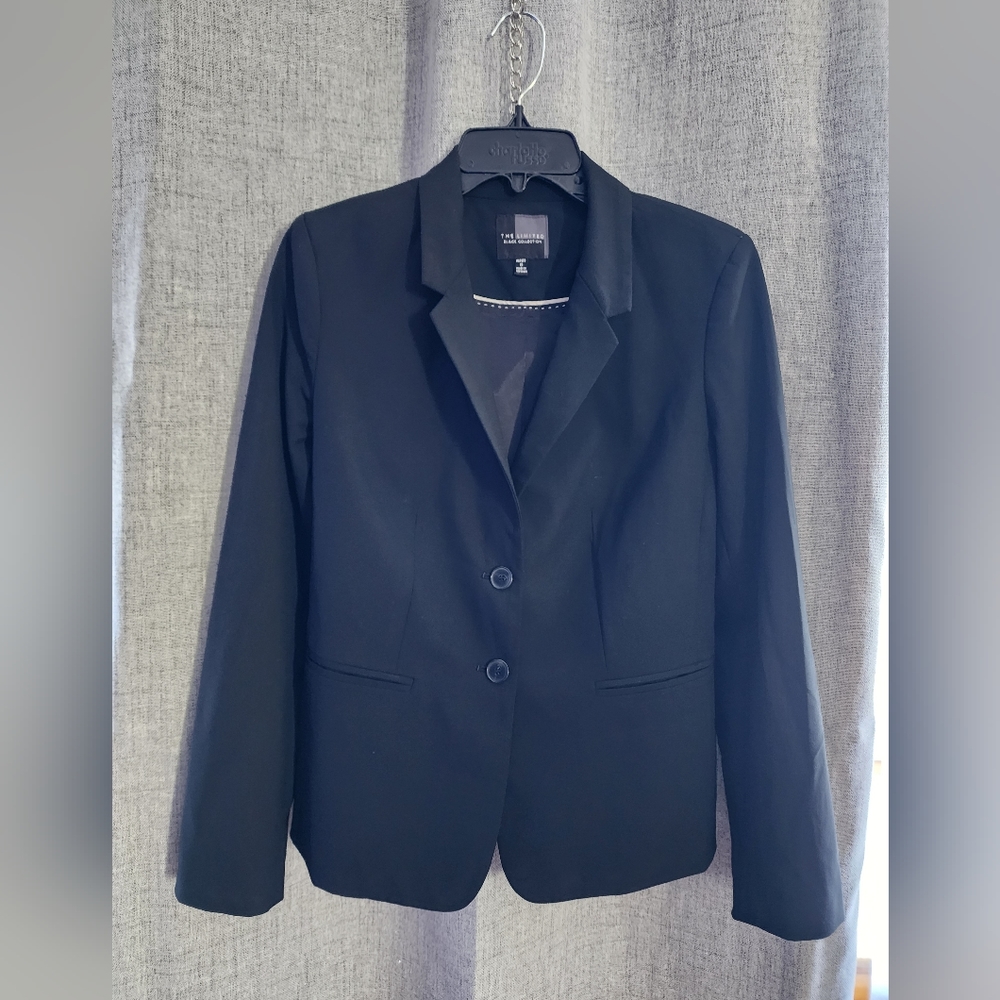 The limited black blazer size 8 petite